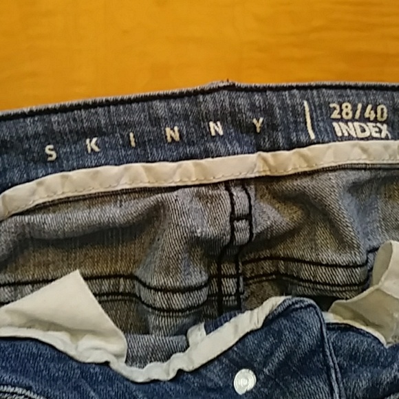 Skinny Jeans - Picture 2 of 3